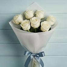 Букет 7 Белых роз Эдлесс Лав #REPLACE_PRED# Глубоком