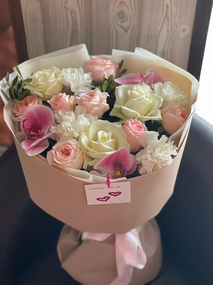 Букет цветов из: Орхидеи, Розы и Гвоздики в Глубоком