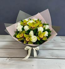 Букет цветов из:  Орхидеи и Розы в Глубоком