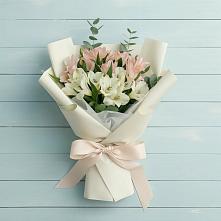 Букет цветов из:  Альстромерии #REPLACE_PRED# Глубоком