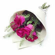 Букет цветов из:  Розы в Глубоком