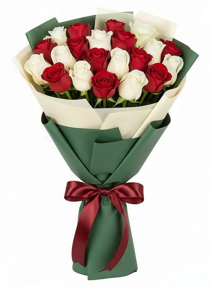 Букет Микс из красных и белых роз в Глубоком