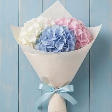 Букет цветов из:  Гортензия в Глубоком