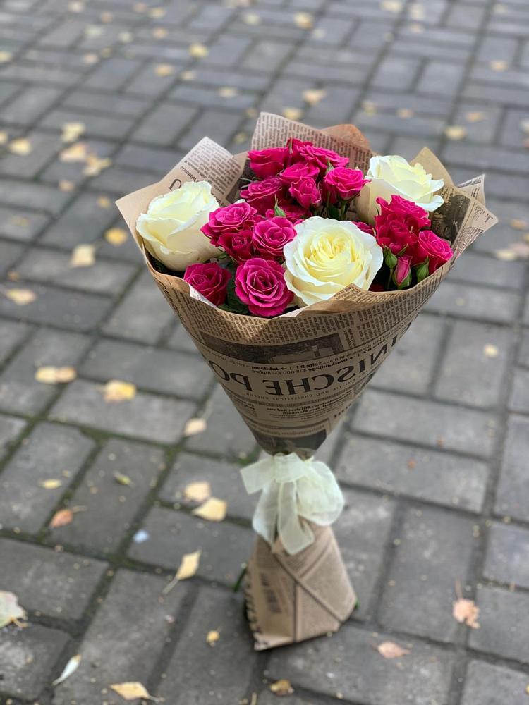 Букет цветов из: Розы в Глубоком