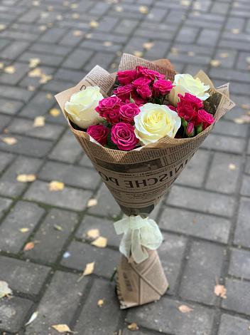 Букет цветов из: Розы в Глубоком